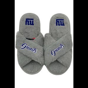 NFL Women's Fur Cross Team Slippers Giants -